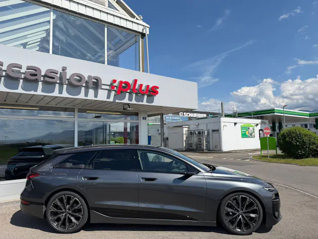 Audi S6 Avant e-tron quattro