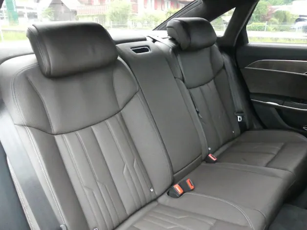 Audi A8 50 TDI quattro tiptronic