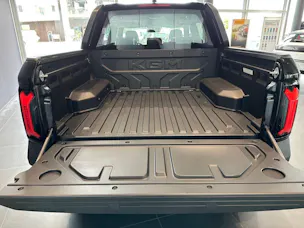 KGM -SsangYong Musso 80,6 kWh Blackline 4WD