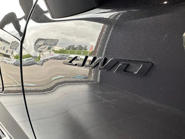 KGM -SsangYong Musso 80,6 kWh Blackline 4WD