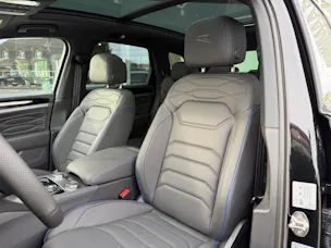 VW VW Touareg 3.0 TSI R-Line Final Edition Tiptronic
