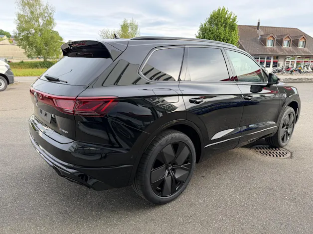 VW VW Touareg 3.0 TSI R-Line Final Edition Tiptronic