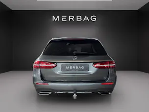 Mercedes-Benz E 220 d T 4M Swiss Star