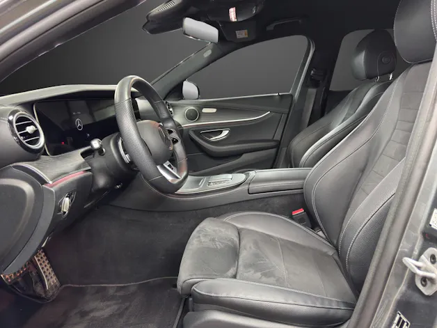 Mercedes-Benz E 220 d T 4M Swiss Star