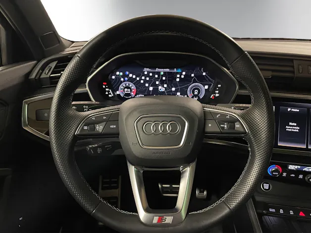 Audi Q3 45 TFSI S line quattro