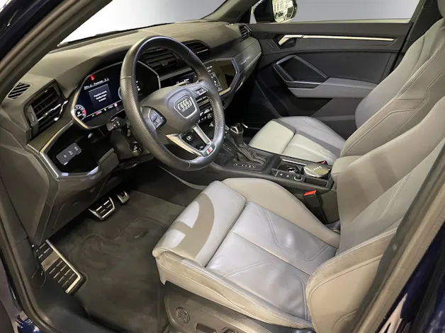 Audi Q3 45 TFSI S line quattro