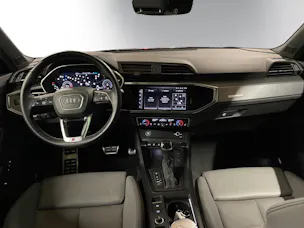 Audi Q3 45 TFSI S line quattro