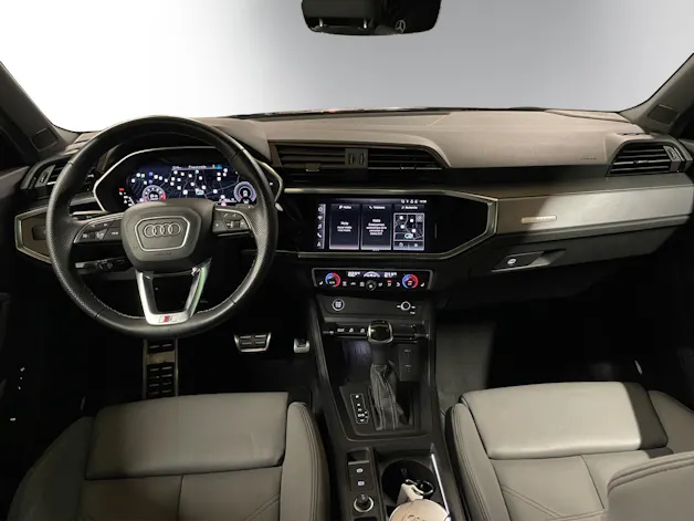 Audi Q3 45 TFSI S line quattro