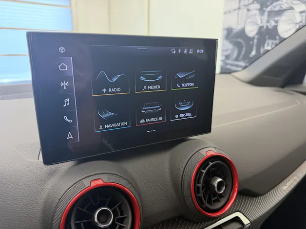 Audi SQ2 TFSI quattro S-tronic