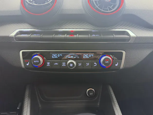 Audi SQ2 TFSI quattro S-tronic