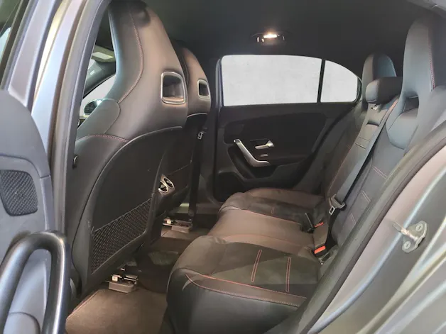 Mercedes-Benz A-CLASS W177 A 250 AMG Line 4