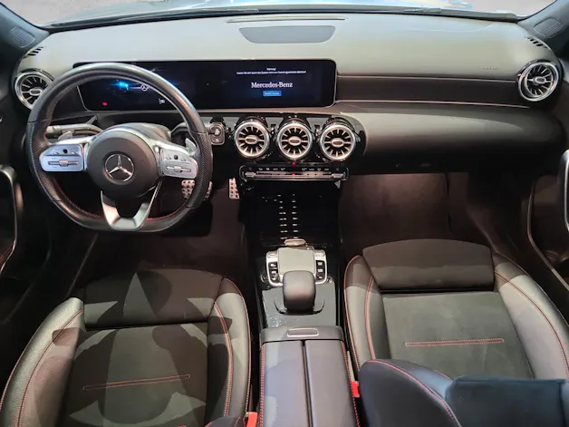 Mercedes-Benz A-CLASS W177 A 250 AMG Line 4