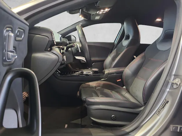 Mercedes-Benz A-CLASS W177 A 250 AMG Line 4