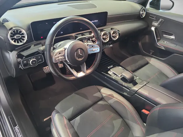 Mercedes-Benz A-CLASS W177 A 250 AMG Line 4