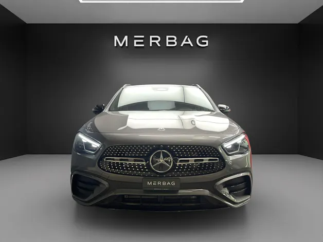 Mercedes-Benz GLA 250 4MATIC Swiss Star