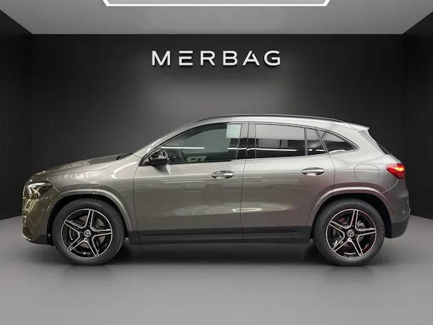 Mercedes-Benz GLA 250 4MATIC Swiss Star