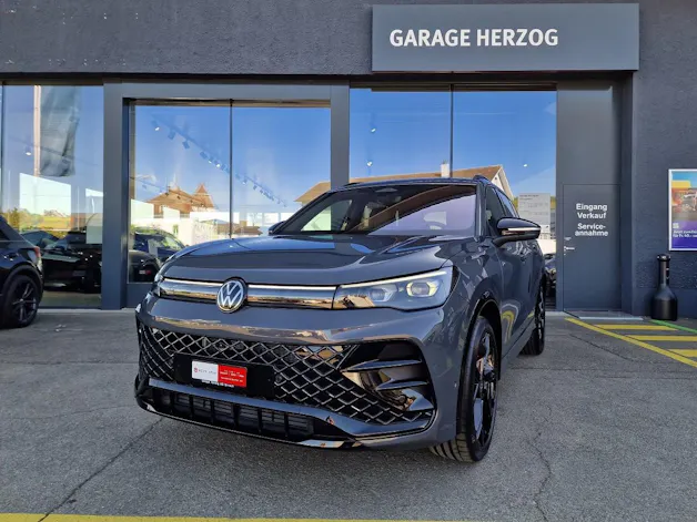 VW Tiguan 2.0 TSI DSG R-Line 4Motion
