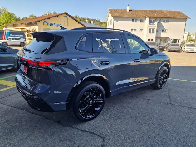 VW Tiguan 2.0 TSI DSG R-Line 4Motion