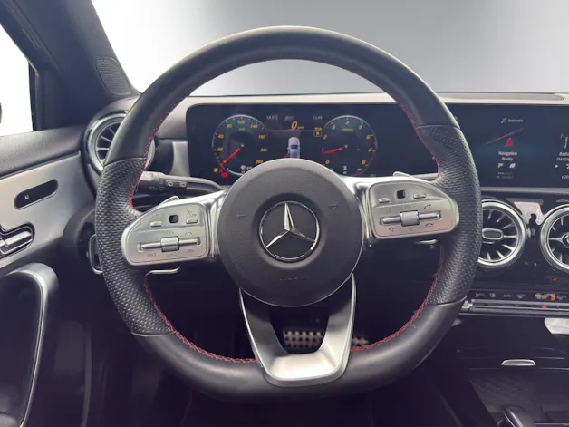 Mercedes-Benz A 200 AMG Line 4Matic