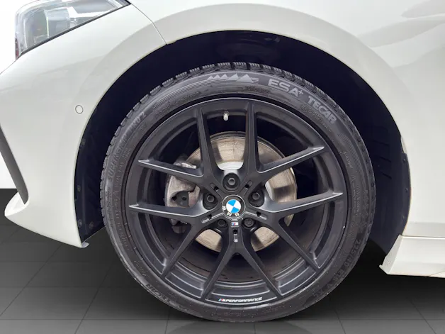 BMW 118i Pure M Sport Steptr.