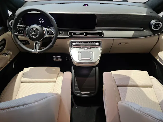 Mercedes-Benz V 300 d lang 4Matic Swiss Edition 9G-Tronic