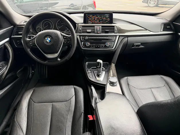 BMW 320d GT xDrive Luxury Line Steptronic