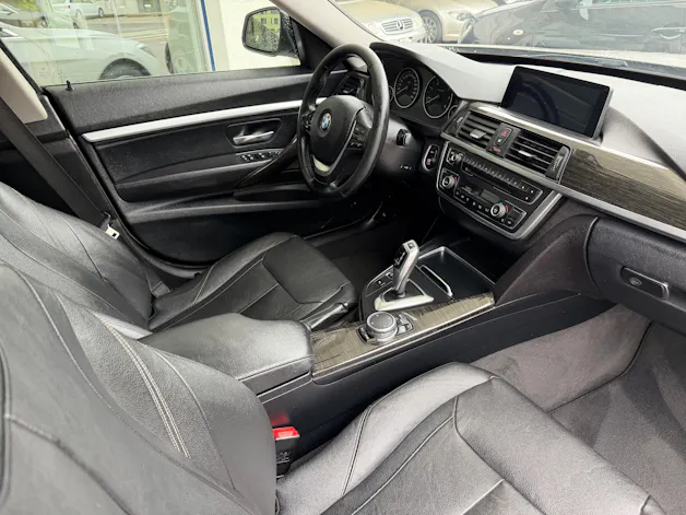 BMW 320d GT xDrive Luxury Line Steptronic