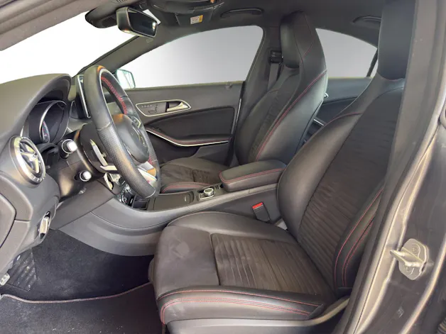 Mercedes-Benz CLA 250 AMG Line 4Matic