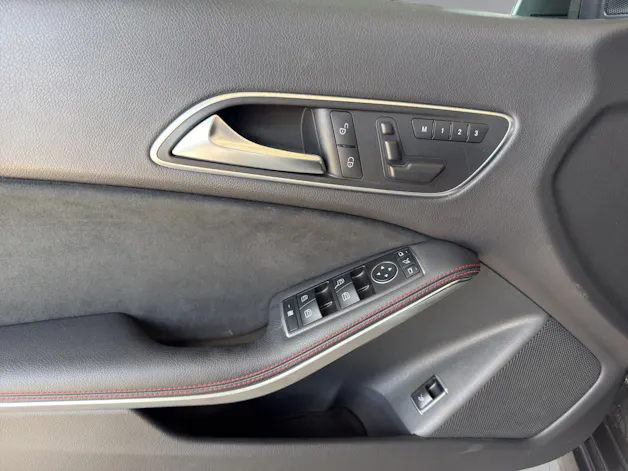 Mercedes-Benz CLA 250 AMG Line 4Matic
