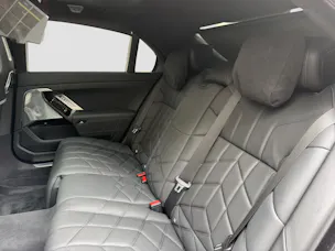 BMW 740d xDrive 48V M Sport Steptronic