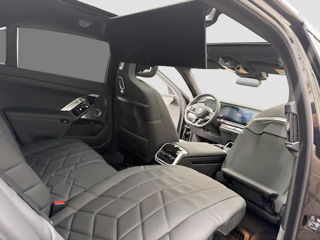 BMW 740d xDrive 48V M Sport Steptronic
