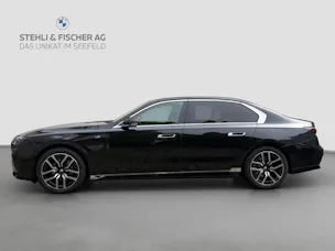 BMW 740d xDrive 48V M Sport Steptronic