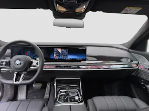 BMW 740d xDrive 48V M Sport Steptronic