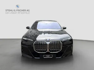 BMW 740d xDrive 48V M Sport Steptronic