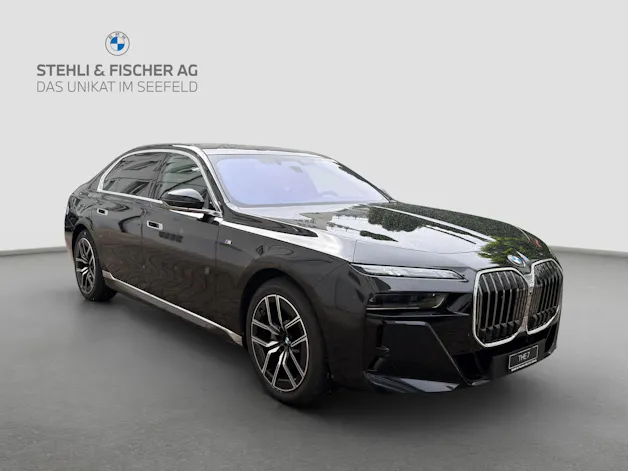 BMW 740d xDrive 48V M Sport Steptronic