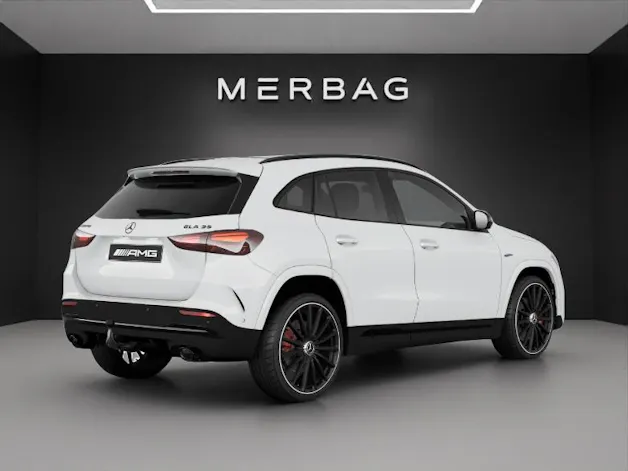 Mercedes-Benz GLA AMG 35 4Matic 8G-DCT