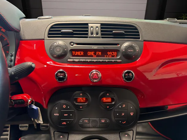 Fiat FIAT 500 Abarth (Ferrari Dealers)