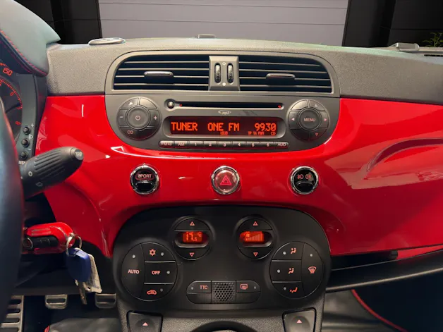 Fiat FIAT 500 Abarth (Ferrari Dealers)