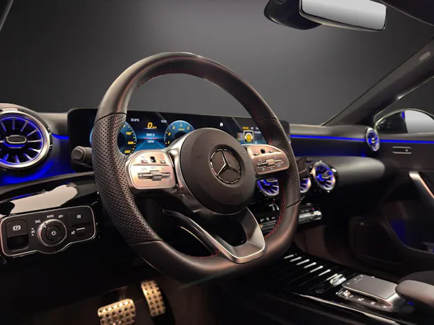 Mercedes-Benz A 200 4m 8G-DCT