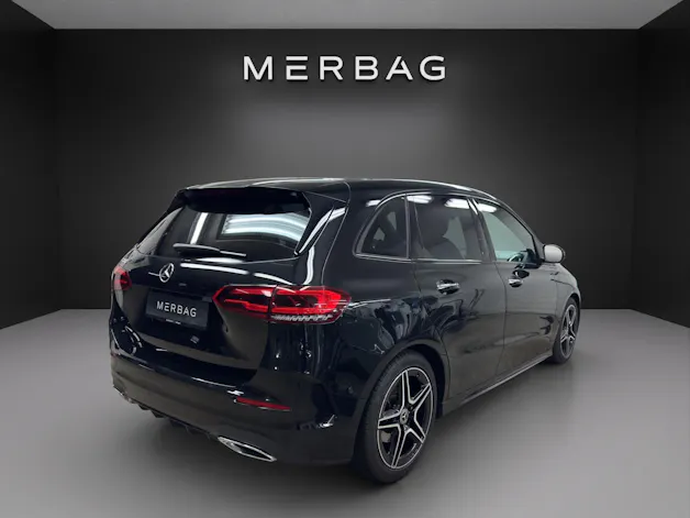 Mercedes-Benz B 200 AMG Line