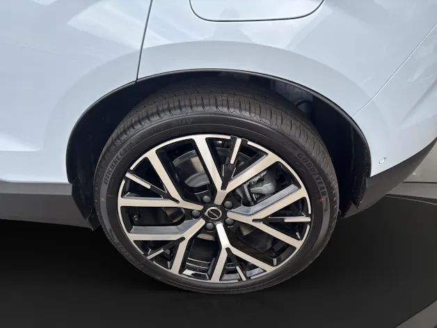 Volvo EX30 E60 Twin Ultra Performance AWD