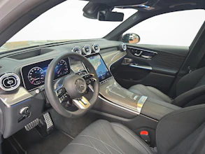 https://vehicle.imgix.net/4306095/c7ae1d8a-0d51-44e4-9c30-cd9e3dfa4182.jpg