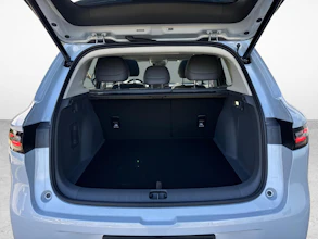 https://vehicle.imgix.net/4306115/9b8fdc21-2627-448b-89b3-d7c25d57b242.jpg