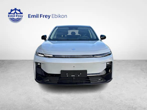 https://vehicle.imgix.net/4306115/f01807a8-2a40-42c3-bada-ca41ccbe5bc1.jpg
