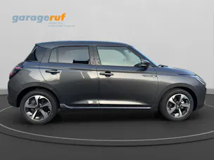 Suzuki Swift 1.2 Sakura Top Hybrid