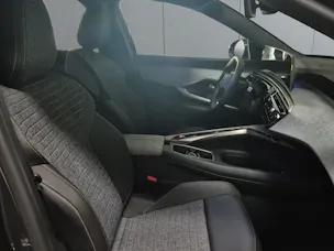Peugeot 5008 e-Allure Premium AWD