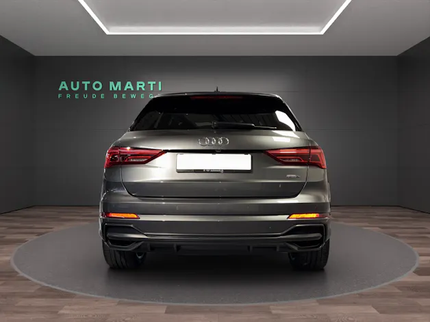 Audi Q3 2.0 45 TFSI S line quattro S-Tronic