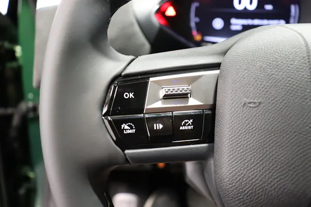 DS Automobiles 3 Crossback 1.2 Hybrid Maison Sarah Lavoine