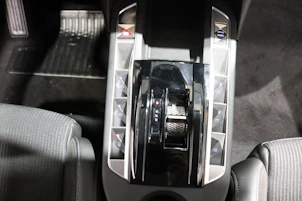 image du véhicule DS AUTOMOBILES 3 Crossback 1.2 Hybrid Maison Sarah Lavoine