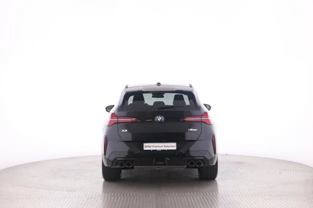 BMW X3 M50i